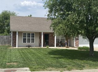 733 Iron Horse Dr, Warrensburg, MO 64093