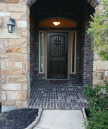 3rd image of 83 S Greenprint Cir