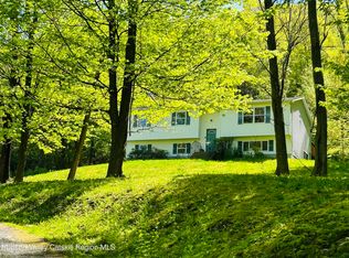37 Deer Ridge Rd, Wingdale, NY 12594