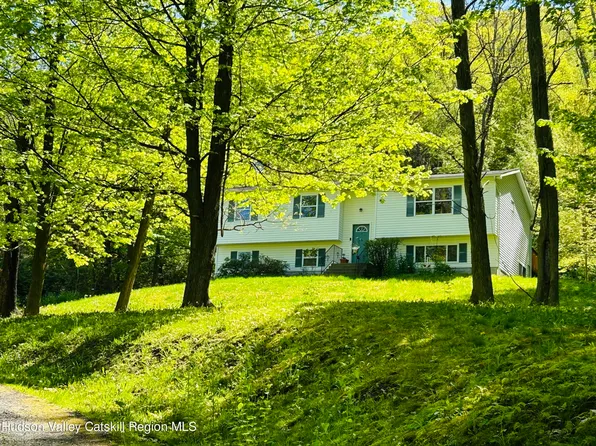 37 Deer Ridge Road, Wingdale, NY 12594