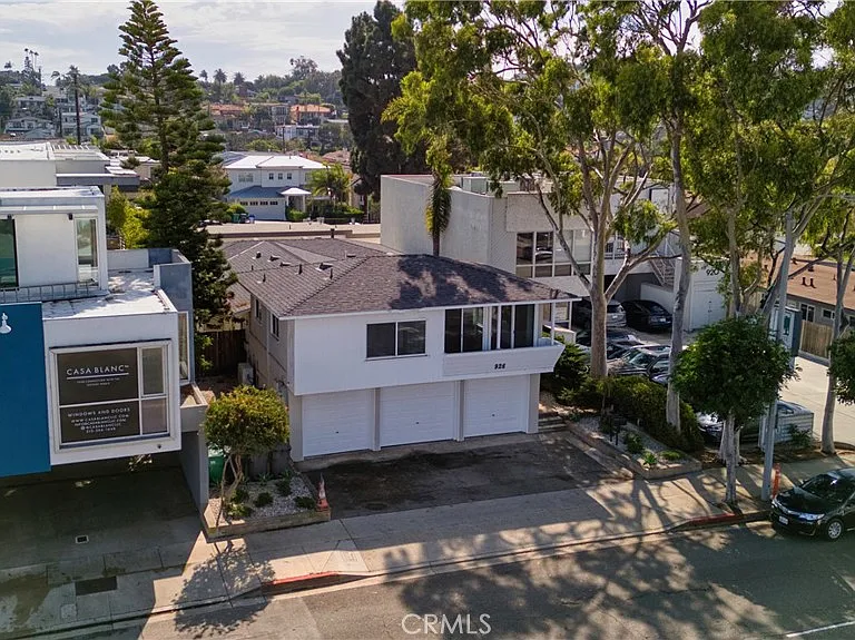 926 Manhattan Beach Blvd #A — Photo 1