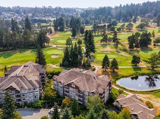 1115 Craigflower Rd #405E, Esquimalt, BC V9A7R1