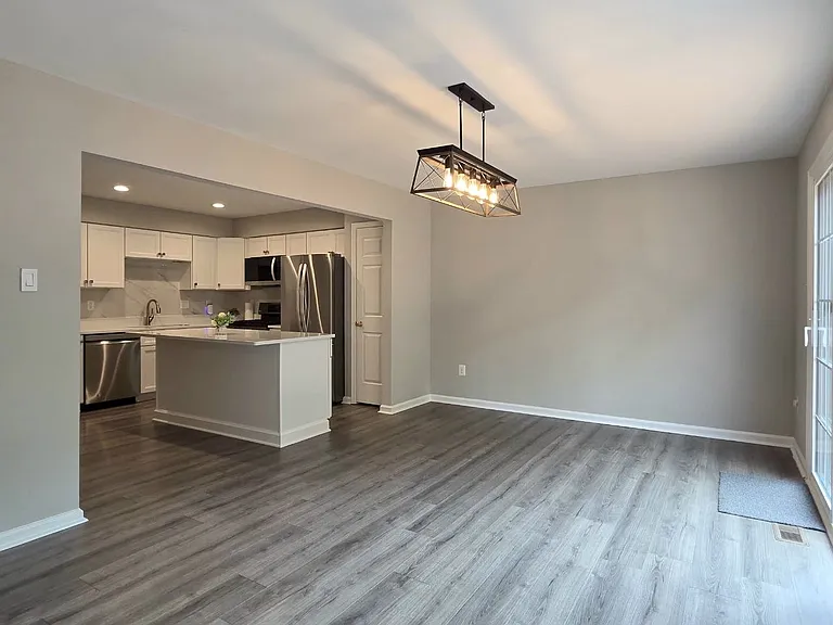 4613 Ripley Manor Ter — Photo 12