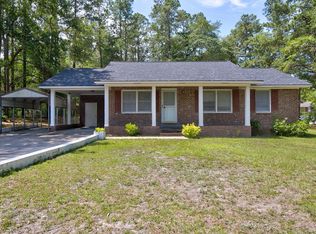 102 Gates Ct, Camden, SC 29020