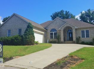 1619 Sterling Place Cir, Roanoke, VA 24012