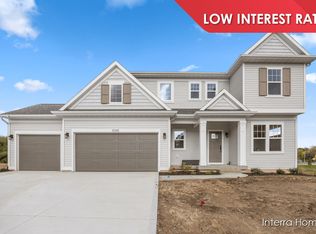 8345 Kettle Oak Dr, Alto, MI 49302