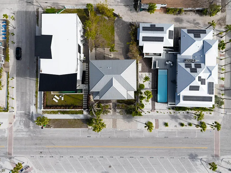 1205 Gulf Way St — Photo 47