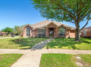 5806 Antioch Dr, Rowlett, TX 75089