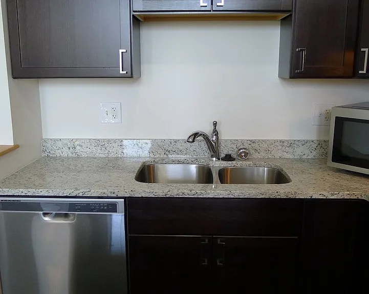 Garfield Lofts — Photo 14