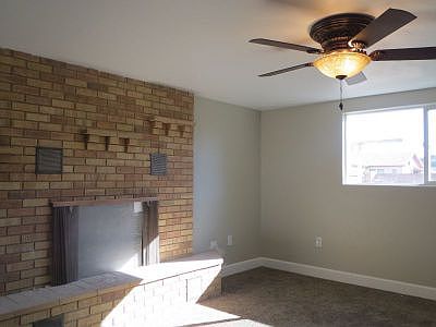 Master Bedroom w Fireplace