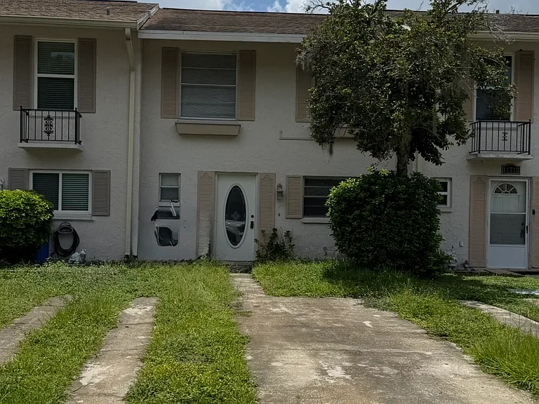 11710 Wesson Cir W — Photo 1