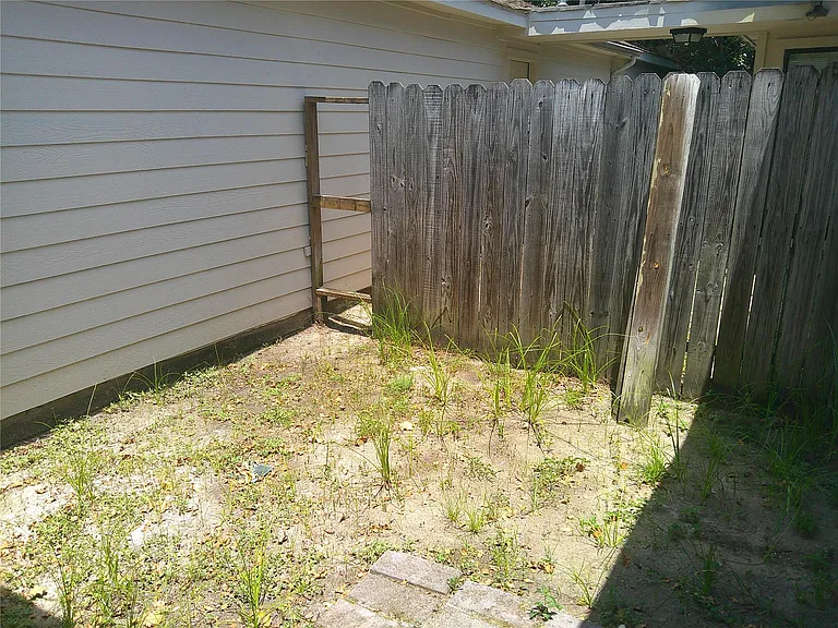 5771 Easthampton Dr #B — Photo 22
