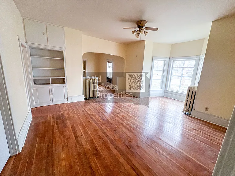 623 E Hanson Ave — Photo 3