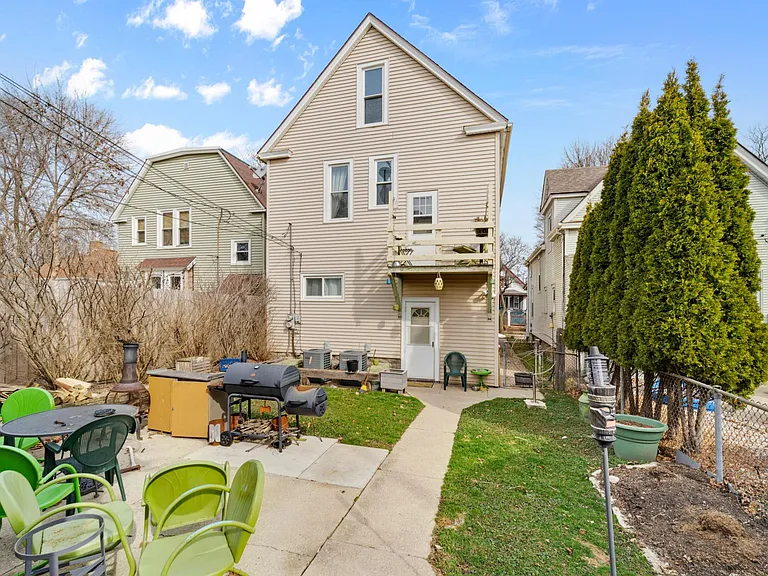609 E Russell Ave — Photo 13