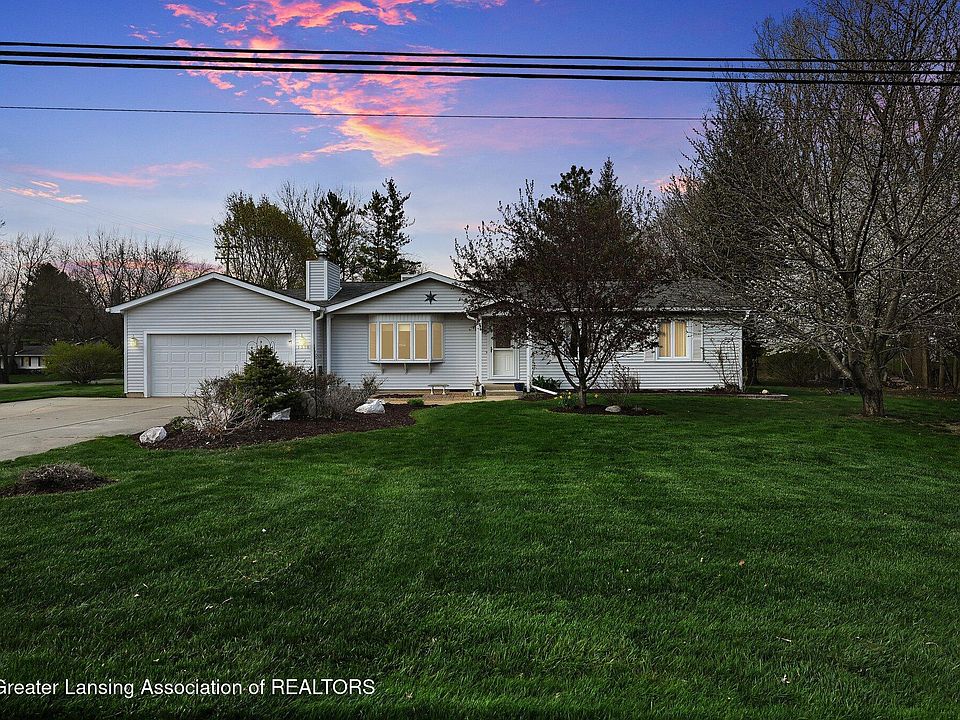 1st image of 1318 W Herbison Dr