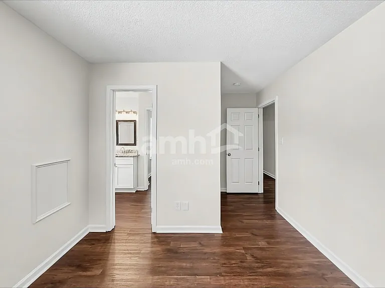 13929 Hatton Cross Dr — Photo 16