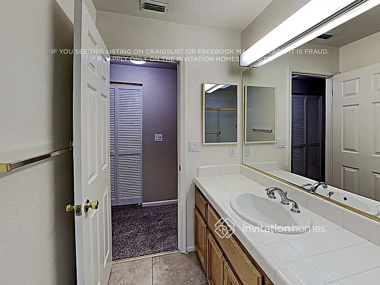 2245 Fallwater Ln — Photo 16