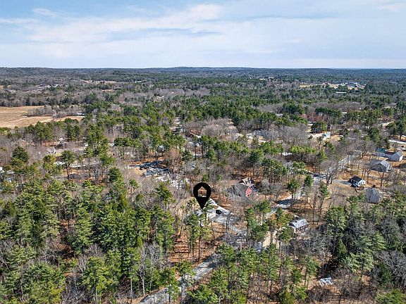 3rd image of 325 Pope Road