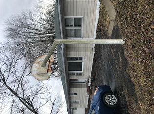 915 Woodland Ave, Scottsburg, IN
