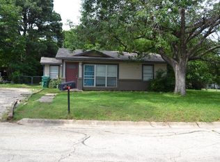 1609 Wayne St, Denton, TX 76209