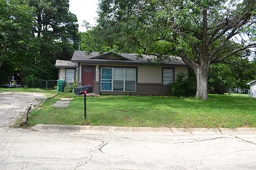 1609 Wayne St Photo 1