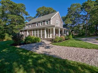 16 Clay Ave, Oak Bluffs, MA 02557