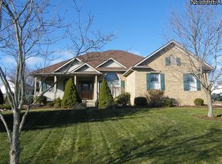 8314 Brown Bear Cir NW, Massillon, OH 44646