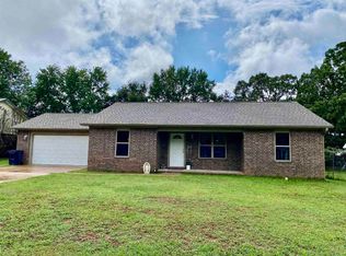 2411 Daniel Dr, Clarksville, AR 72830