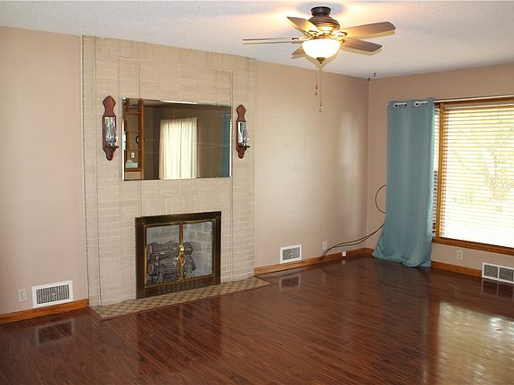 2nd image of 508 N Walnut St