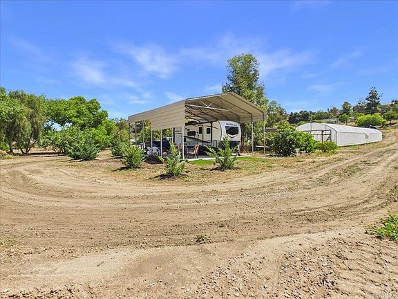 4th image of 385 Feghali Rd