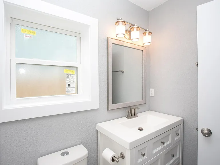 1103 Booker Ave #B — Photo 42