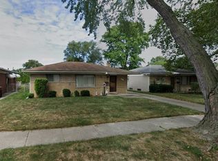 7361 Menge St, Center Line, MI 48015