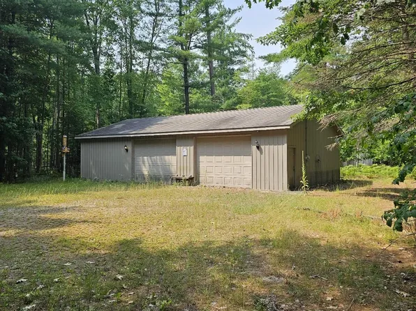 98 W River Dr, Gladwin, MI 48624