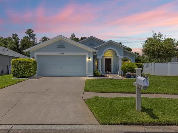31328 Wrencrest Dr, Zephyrhills, FL 33543