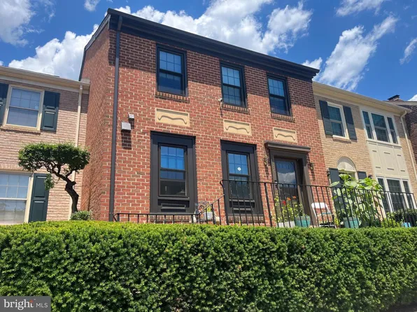 3050 Federal Hill Dr, Falls Church, VA 22044