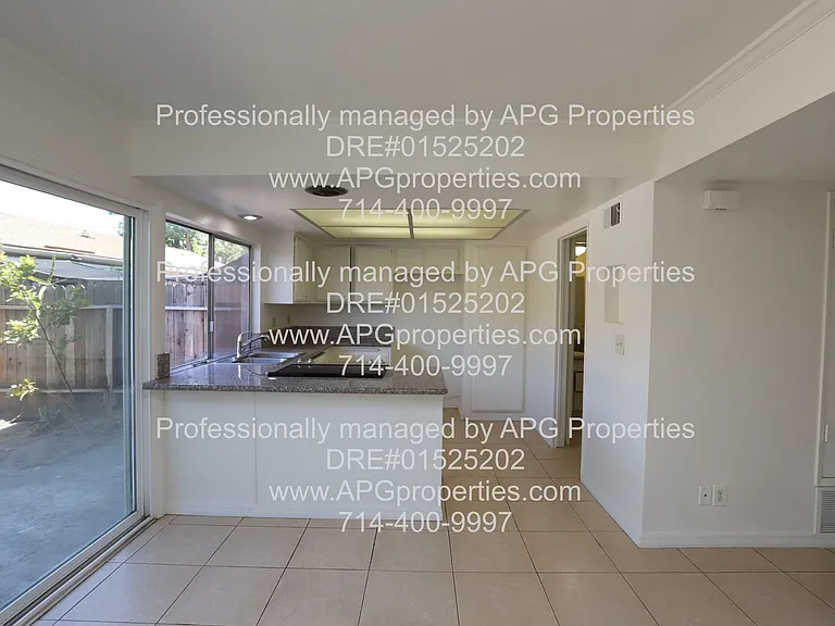 11959 Buckingham Cir — Photo 10