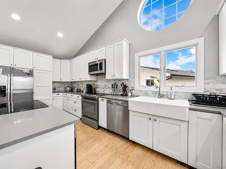 25A Ann Dr N — Photo 8