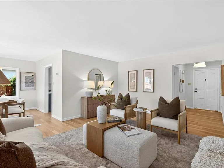 807 Rutherdale Ave — Photo 1
