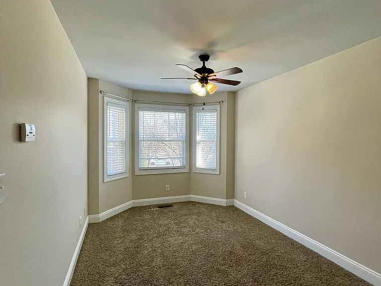 123 Portico St — Photo 25