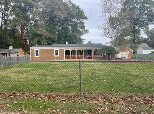 37 Mohawk St, Bellingham, MA 02019