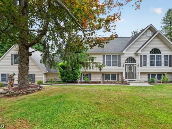 251 W Mountain Rd, Sparta Twp., NJ 07871