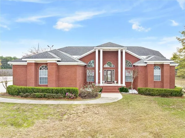 1871 Charlanda Dr, Mobile, AL 36695