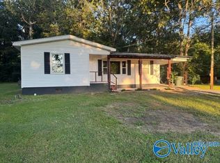 765 Long Hollow Rd, Scottsboro, AL 35768