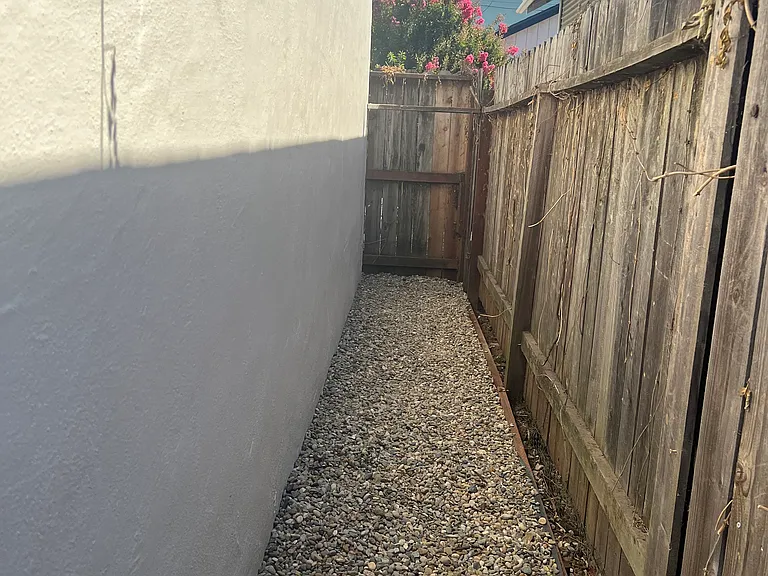 1981 36th St — Photo 38