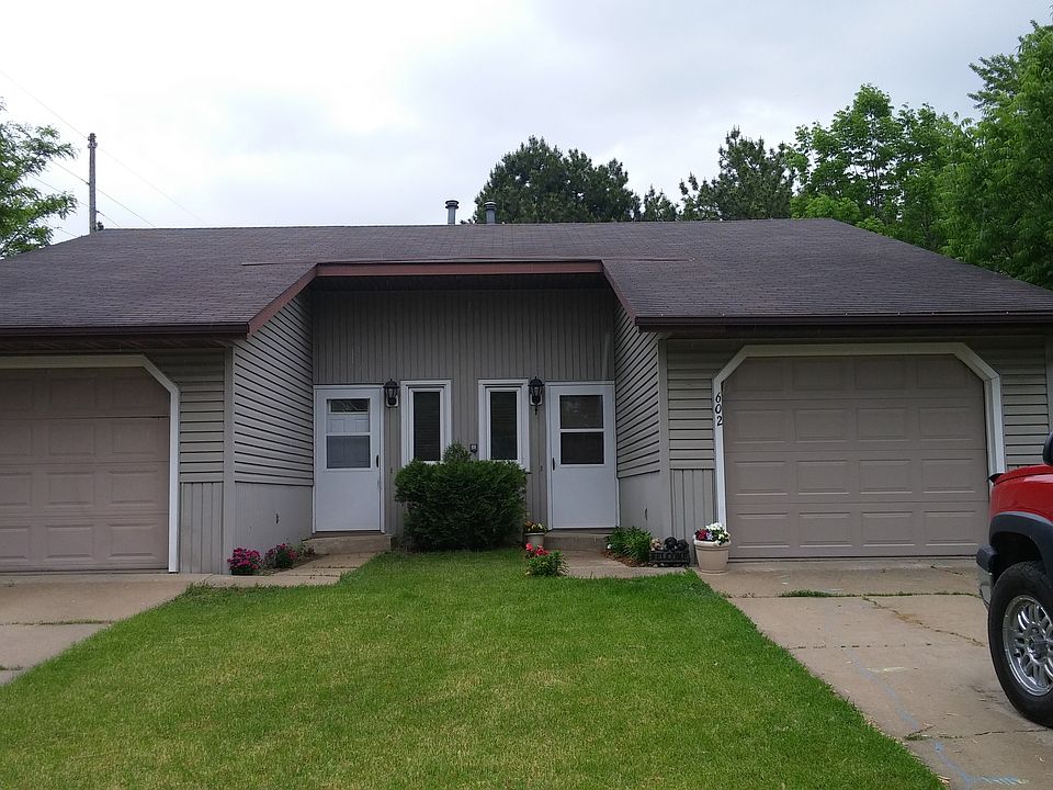 1st image of 602 Berg Blvd SE