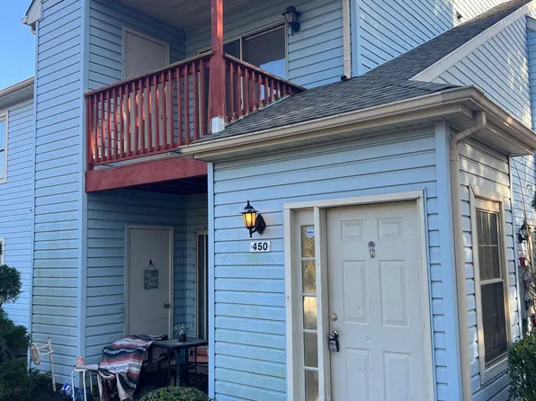 450 Atlanta Ct, Sewell, NJ 08080