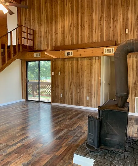 823 Cypress Ln — Photo 18