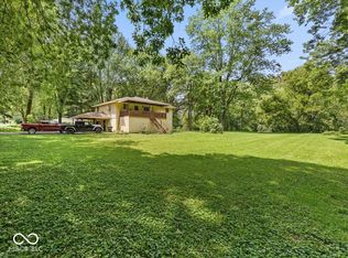 5083 N London Rd, Fairland, IN 46126