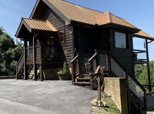 2464 Black Bear Ridge Way, Sevierville, TN 37862