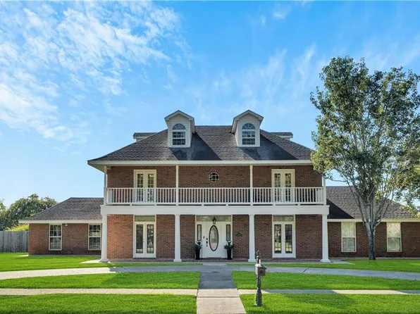 2104 Emilie Oak Dr, Meraux, LA 70075